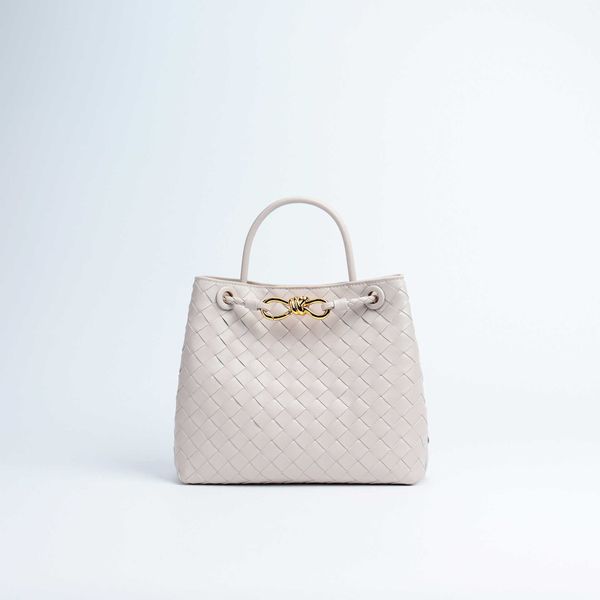 botegas fashion designer 2023 new andiamo woven bag versatile cowhide tote casual one shoulder handheld women's sde6
botegas fashion designer 2023 new andiamo woven bag versatile cowhide tote casual one shoulder handheld women's sde6