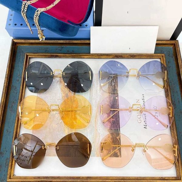2023 new luxury designer g family's new large frame display face small female star ins net red same frameless chain sunglasses gg1203, White;black
2023 new luxury designer g family's new large frame display face small female star ins net red same frameless chain sunglasses gg1203, White;black