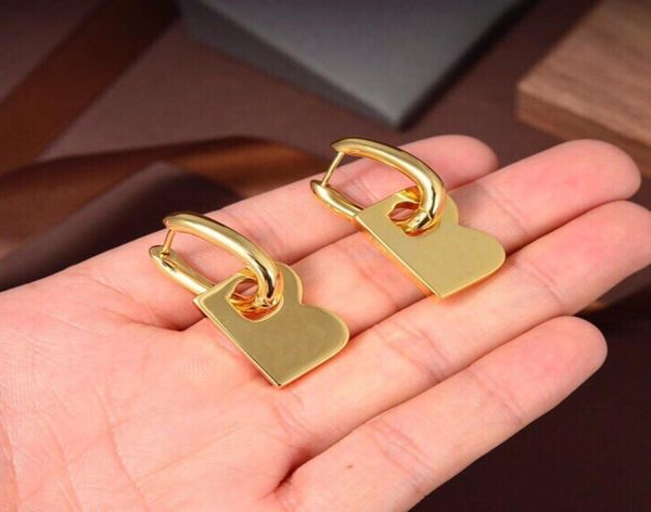 designer pearl gold stud earrings for women earring luxurys designers fashion jewelry hoop heart earrings d2111065z1144351, Golden;silver
designer pearl gold stud earrings for women earring luxurys designers fashion jewelry hoop heart earrings d2111065z1144351, Golden;silver