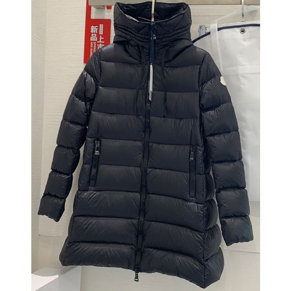 8.1 winter fashion black hooded embroidery waterproof keep warm women's down coat
8.1 winter fashion black hooded embroidery waterproof keep warm women's down coat