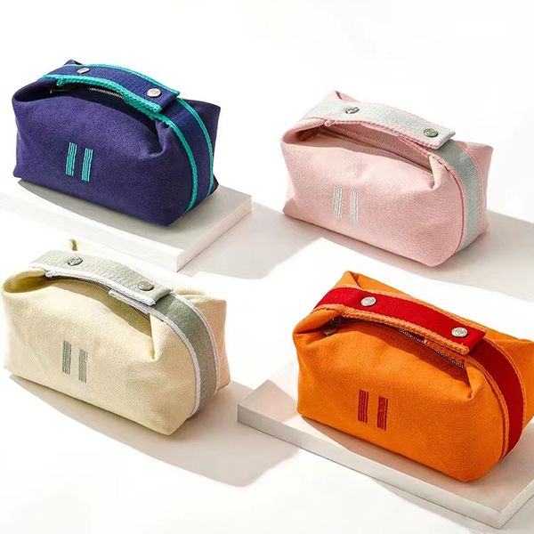 genuine leather le bambino hand bag totes mens luxurys designer shoulder summer womens fashion bags cross body handle strap pochette clutch
genuine leather le bambino hand bag totes mens luxurys designer shoulder summer womens fashion bags cross body handle strap pochette clutch