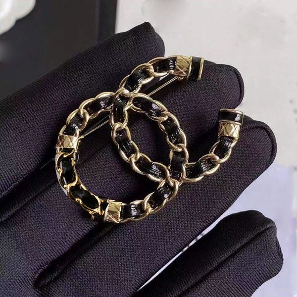 20 style desinger brooch jewelry women crystal rhinestone leather brooch brand letter brooches pin wedding party jewelry accessories, Gray
20 style desinger brooch jewelry women crystal rhinestone leather brooch brand letter brooches pin wedding party jewelry accessories, Gray