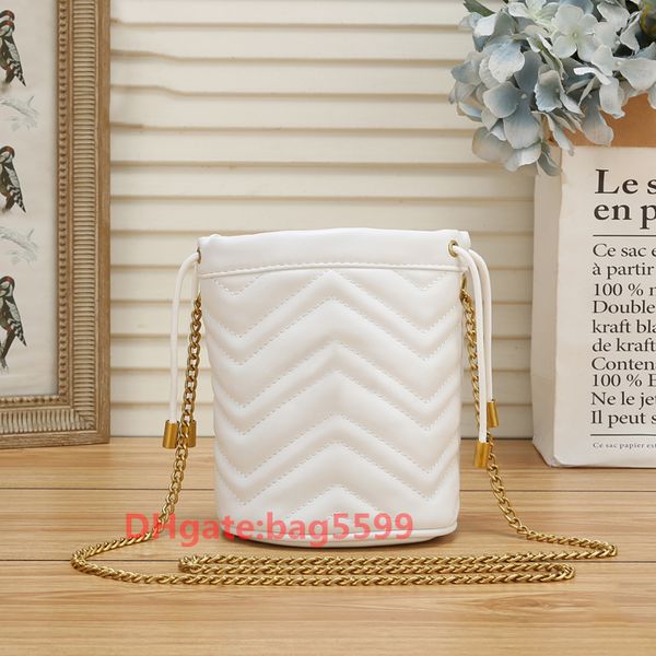 2023 designer bag lady leather bucket bag womens designer tote classic drawstring shoulder fashion wallet buckets handle purses handbag cros
2023 designer bag lady leather bucket bag womens designer tote classic drawstring shoulder fashion wallet buckets handle purses handbag cros