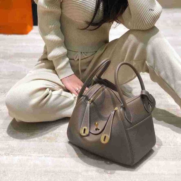 designer bags lindys bags 2023 new layer togo cow leather bag doctor pillow single shoulder diagonal span portable medicine frj
designer bags lindys bags 2023 new layer togo cow leather bag doctor pillow single shoulder diagonal span portable medicine frj
