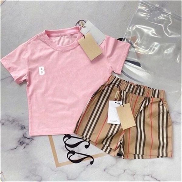 23ss summer set for boys and girls handsome fashion baby short sleeve clothes new children's summer two-piece set size 90-160cm f036, White
23ss summer set for boys and girls handsome fashion baby short sleeve clothes new children's summer two-piece set size 90-160cm f036, White