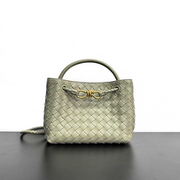 clothing designer design andiamo niche bag spring botegas new metal buckle woven tote one shoulder portable large capacity women's e7l2
clothing designer design andiamo niche bag spring botegas new metal buckle woven tote one shoulder portable large capacity women's e7l2