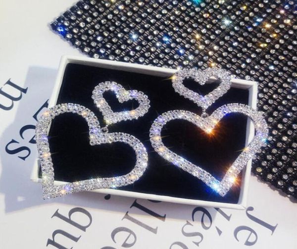 european and american fashion exaggerated hoop super bright crystal double heart long earrings temperament wild woman jewelry8404135, Golden;silver
european and american fashion exaggerated hoop super bright crystal double heart long earrings temperament wild woman jewelry8404135, Golden;silver