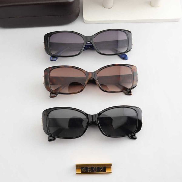 luxury designer sunglasses 2023 new lvjiawang red geometric small long frame personalized ins style sunglasses, White;black
luxury designer sunglasses 2023 new lvjiawang red geometric small long frame personalized ins style sunglasses, White;black