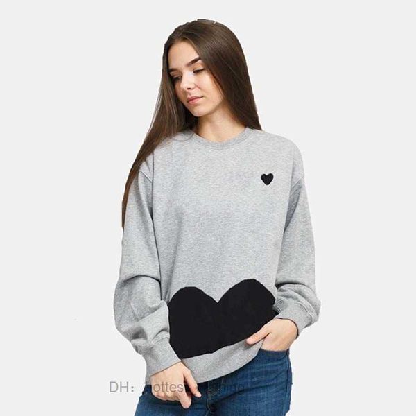 cdgs 2023 designer brand men's play commes des garcons letter embroidery long sleeve pullover half black heart sportswear streetwear sy
cdgs 2023 designer brand men's play commes des garcons letter embroidery long sleeve pullover half black heart sportswear streetwear sy