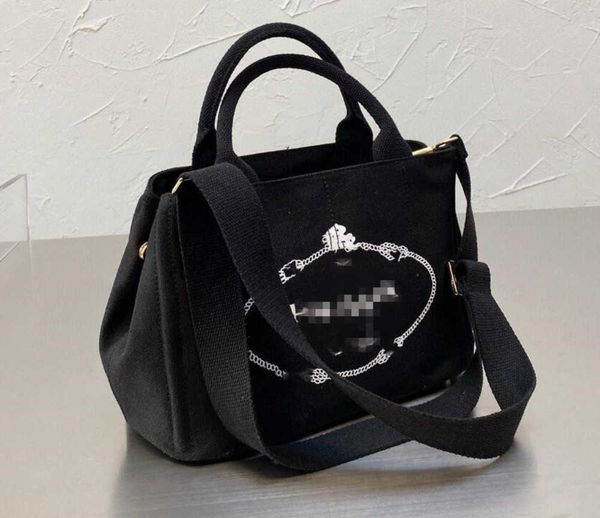 luxury women handbags woody tote shopping bag handbag high canvas hobo fashion linen large beach bag designer travel crossbody shoulder purs
luxury women handbags woody tote shopping bag handbag high canvas hobo fashion linen large beach bag designer travel crossbody shoulder purs