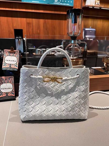 andiamo bag botegas 2023 summer new cowhide designer woven basket women's single shoulder crossbody handheld 66tg
andiamo bag botegas 2023 summer new cowhide designer woven basket women's single shoulder crossbody handheld 66tg