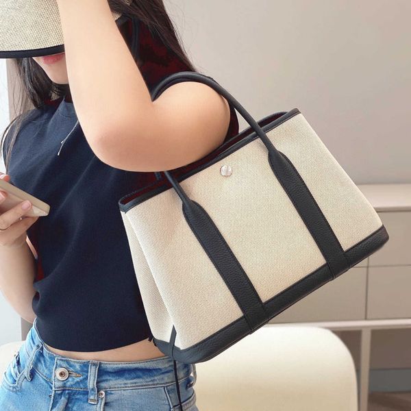 original edition h ermes party garden tote bags luxury designer online store 2023 new genuine leather contrast bag canvas womens large cap w
original edition h ermes party garden tote bags luxury designer online store 2023 new genuine leather contrast bag canvas womens large cap w