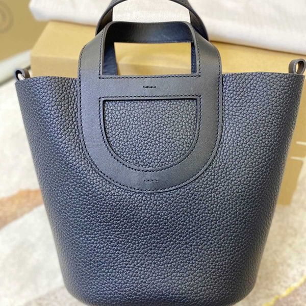 9a brand real leather h ermes vegetable tote bags tc layer cowhide swift leather pig nose cabbage basket bucket bag genu have real logo
9a brand real leather h ermes vegetable tote bags tc layer cowhide swift leather pig nose cabbage basket bucket bag genu have real logo
