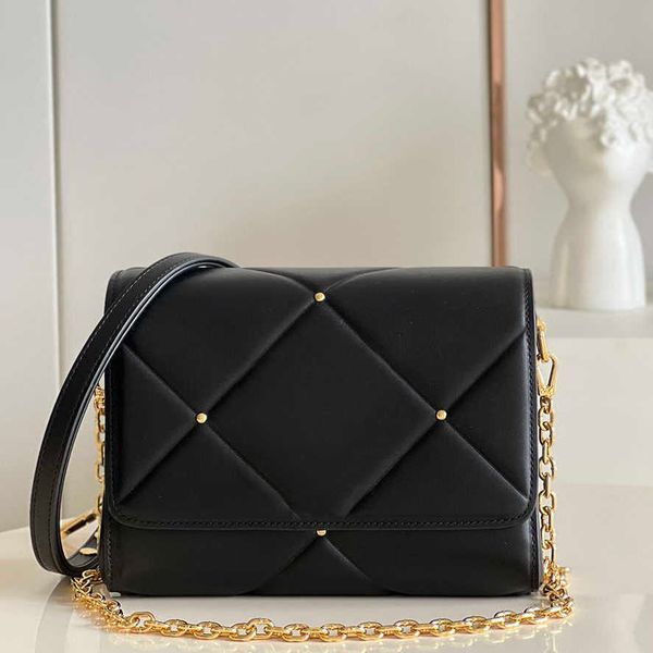 luxury brand shoulder bags high imitation designer shoulder bag twist mm 23cm real leather hangbag m59029 with box zl064
luxury brand shoulder bags high imitation designer shoulder bag twist mm 23cm real leather hangbag m59029 with box zl064
