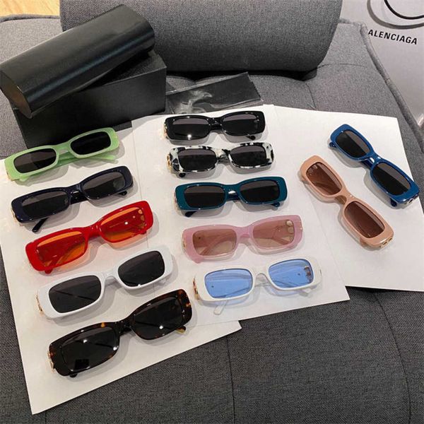 2023 new luxury designer family b's new plate small square sunglasses ins popular star sunglasses bb0096, White;black
2023 new luxury designer family b's new plate small square sunglasses ins popular star sunglasses bb0096, White;black