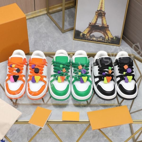 designer shoes couple bread shoes men women trainer sneakers flat black white shoelace letter beading calfskin trainers size 35-46
designer shoes couple bread shoes men women trainer sneakers flat black white shoelace letter beading calfskin trainers size 35-46