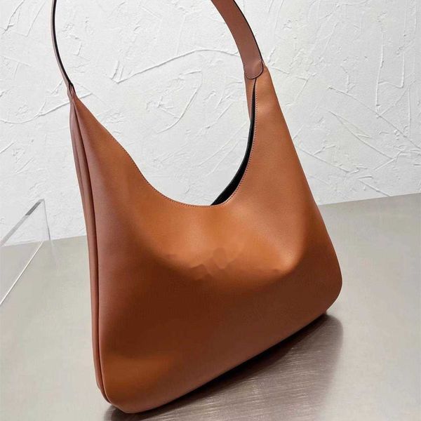 designer bags classic old bag shoulder bag underarm bag women's bag miu tote bag din0
designer bags classic old bag shoulder bag underarm bag women's bag miu tote bag din0