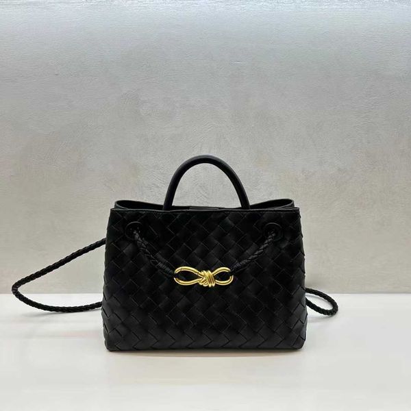 woven designer andiamo bag botegas fashion 2023 new large capacity versatile cowhide tote casual one shoulder handbag 1 jd2w
woven designer andiamo bag botegas fashion 2023 new large capacity versatile cowhide tote casual one shoulder handbag 1 jd2w