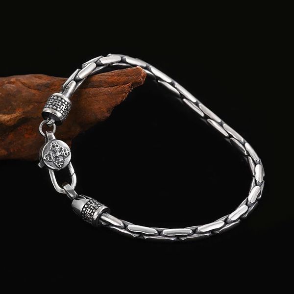 bangle 925 sterling silver bracelet 6mm 171921cm retro snake bone chain sculpture petal vajra buckle for men fashion charm jewelry 230801, Black
bangle 925 sterling silver bracelet 6mm 171921cm retro snake bone chain sculpture petal vajra buckle for men fashion charm jewelry 230801, Black