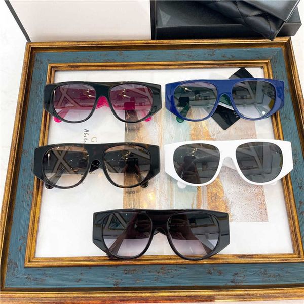 2023 new luxury designer new fashion personality rhombus leg star sunglasses ch9001, White;black
2023 new luxury designer new fashion personality rhombus leg star sunglasses ch9001, White;black