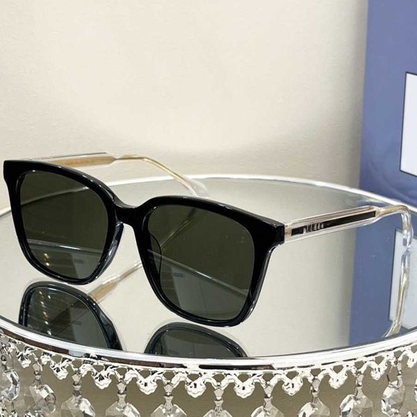 2023 luxury designer sunglasses new fashion gu family 1121 network red same plate box sunglasses for men and women, White;black
2023 luxury designer sunglasses new fashion gu family 1121 network red same plate box sunglasses for men and women, White;black