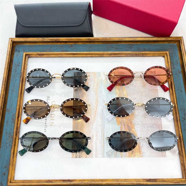 2023 luxury designer 23 new warren family diamond frame oval sunglasses style personalized sunglasses va2027, White;black
2023 luxury designer 23 new warren family diamond frame oval sunglasses style personalized sunglasses va2027, White;black
