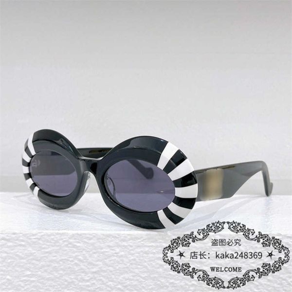 2023 luxury designer 23 new luo yijia style sunglasses female stars same oval sunglasses male lw40091, White;black
2023 luxury designer 23 new luo yijia style sunglasses female stars same oval sunglasses male lw40091, White;black