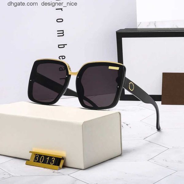 luxury sunglasses for women frame full letters designer sunglasses mens glasses eyewear made in italy summer adumbral with case''g, White;black
luxury sunglasses for women frame full letters designer sunglasses mens glasses eyewear made in italy summer adumbral with case''g, White;black