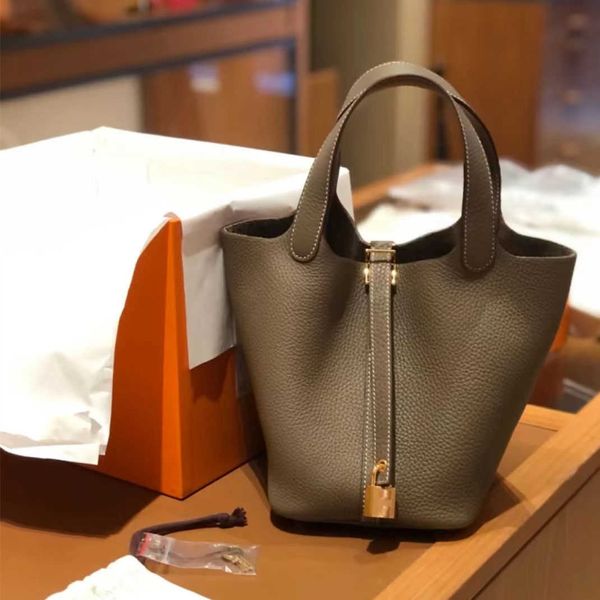 original edition h ermes picotin lock tote bags for women high end handmade wax line picotin vegetable basket bag tc cow leather bucket lych
original edition h ermes picotin lock tote bags for women high end handmade wax line picotin vegetable basket bag tc cow leather bucket lych