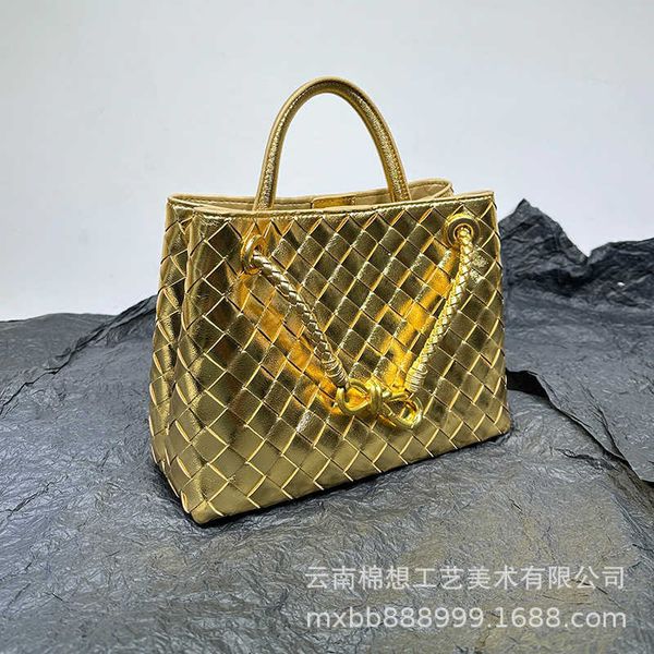 large bag botegas woven designer capacity french andiamo niche female leisure vegetable basket portable one shoulder tote em18
large bag botegas woven designer capacity french andiamo niche female leisure vegetable basket portable one shoulder tote em18