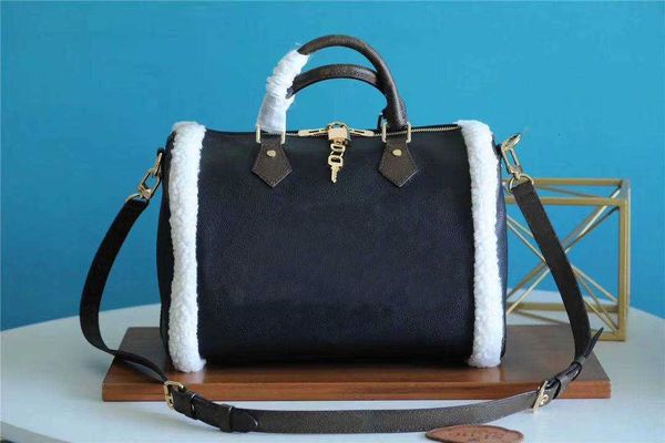luxury brand totes speedy 30 bandouliere handbag with shearling inserts original soft travel bag classic style fashion bag ladies bag should
luxury brand totes speedy 30 bandouliere handbag with shearling inserts original soft travel bag classic style fashion bag ladies bag should