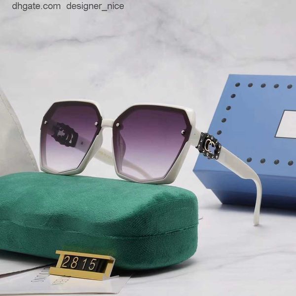 designers sunglasses fashion luxury sunglass uv resistant for women men letter beach shading glasses with box very good''gg'&, White;black
designers sunglasses fashion luxury sunglass uv resistant for women men letter beach shading glasses with box very good''gg'&, White;black