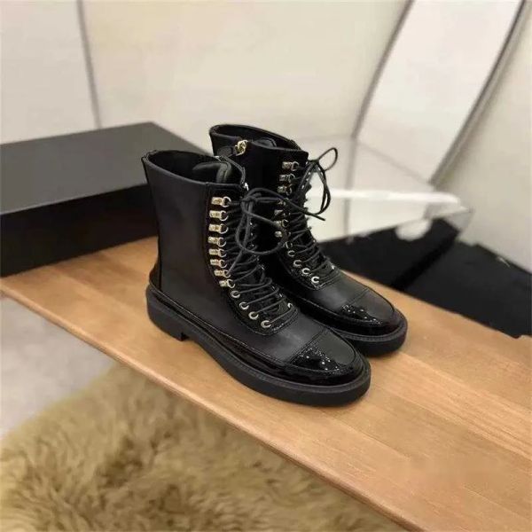2023-casual style knight boots shoes classic color matching elegant ankle boot metal buckle leather short shoes size 35-40, Black
2023-casual style knight boots shoes classic color matching elegant ankle boot metal buckle leather short shoes size 35-40, Black