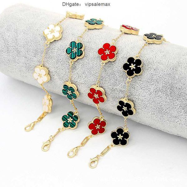 carlidana luxury design five leaf flower bracelet wholesale vacuum gold plated fashion colorful flower jewelry for women party, Golden;silver
carlidana luxury design five leaf flower bracelet wholesale vacuum gold plated fashion colorful flower jewelry for women party, Golden;silver