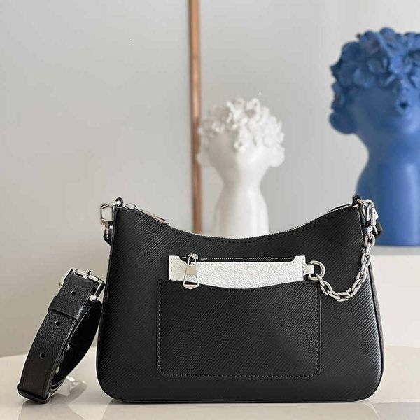 luxury brand cross body high imitation designer composite bags marelle real leather crossbody bags m80688 25cm with box zl055
luxury brand cross body high imitation designer composite bags marelle real leather crossbody bags m80688 25cm with box zl055