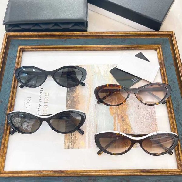 2023 luxury designer new ch5416 oval female star ins same letter sunglasses, White;black
2023 luxury designer new ch5416 oval female star ins same letter sunglasses, White;black