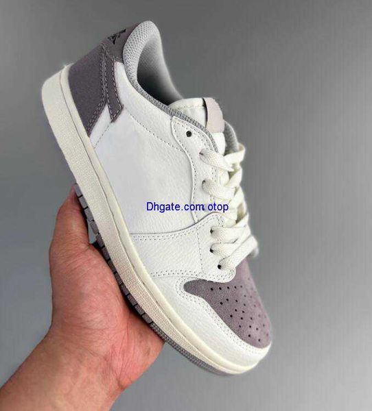1 low og atmosphere grey men women running shoes 1s white grey cz0790-101 sports shoes us 4y-11 eur 36-45
1 low og atmosphere grey men women running shoes 1s white grey cz0790-101 sports shoes us 4y-11 eur 36-45