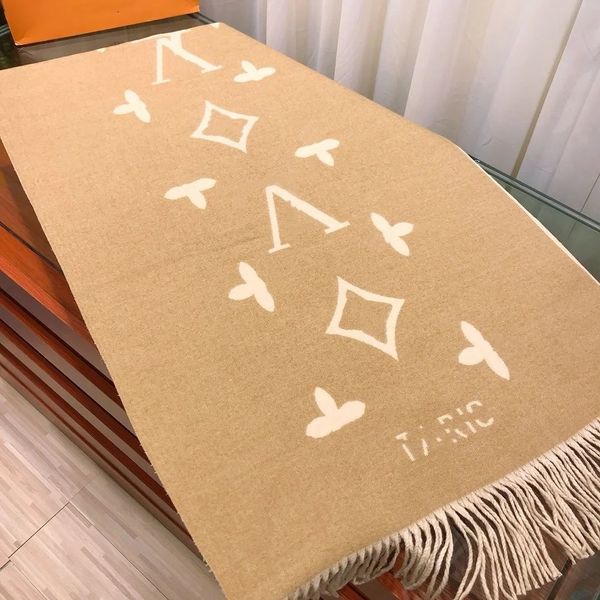 Brand Designer Scarf V Scarf Cashmere Thick Shawl Women Winter Wram Pashmina Long Wraps Hijab Tassel Bufanda Foulard L7738 with HY6B
Brand Designer Scarf V Scarf Cashmere Thick Shawl Women Winter Wram Pashmina Long Wraps Hijab Tassel Bufanda Foulard L7738 with HY6B