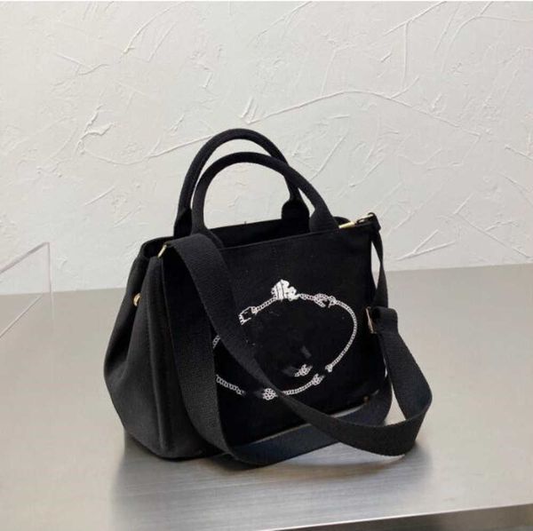 2023 luxury women handbags woody tote shopping bag handbag high canvas fashion linen large beach bags designer travel crossbody shoulder pur
2023 luxury women handbags woody tote shopping bag handbag high canvas fashion linen large beach bags designer travel crossbody shoulder pur