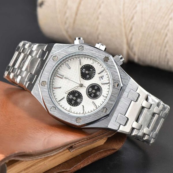 quartz watch love home three eyes six needle full function timing men's steel band fashion, Slivery;black
quartz watch love home three eyes six needle full function timing men's steel band fashion, Slivery;black