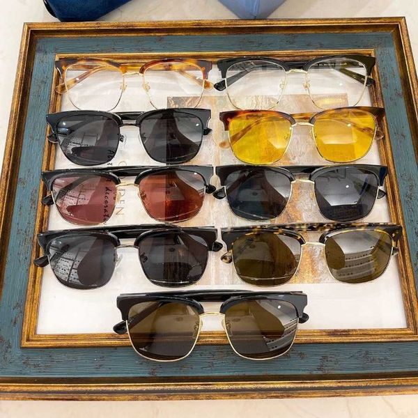 2023 luxury designer new 0382 board for both men women uv resistant and versatile sunglasses, White;black
2023 luxury designer new 0382 board for both men women uv resistant and versatile sunglasses, White;black