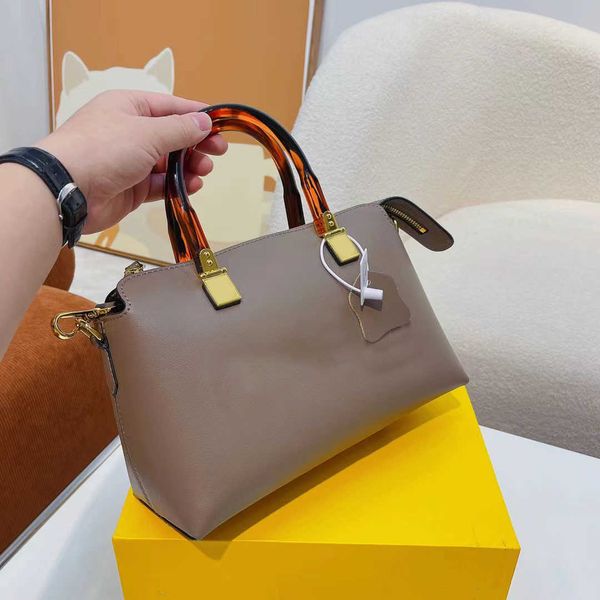 designer boston bags handbag pillow bag women crossbody packs classic high capacity shoulder bags leather female crossbody purses 220902
designer boston bags handbag pillow bag women crossbody packs classic high capacity shoulder bags leather female crossbody purses 220902