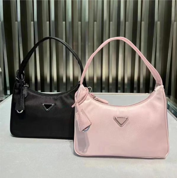 designer triangle redition2000 2005 bags cleo saffiano prad womens men handbags luxury clutch crossbody shoulder flap bag genuine leather pu
designer triangle redition2000 2005 bags cleo saffiano prad womens men handbags luxury clutch crossbody shoulder flap bag genuine leather pu