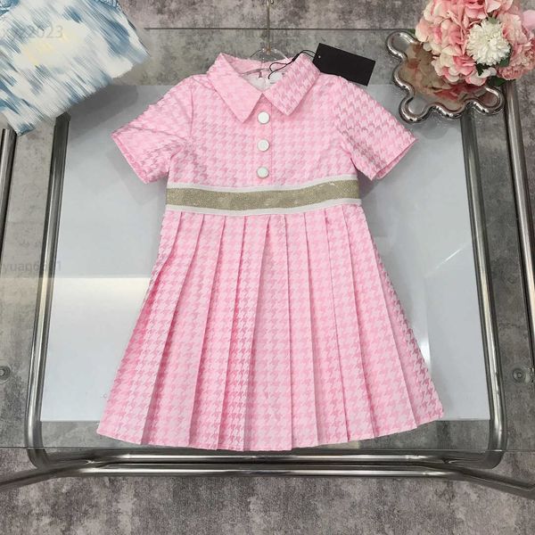 designer baby dress fashion logo button kids pleated skirt size 100-150 cm short sleeved lapel girl dress luxurious july27, Red;yellow
designer baby dress fashion logo button kids pleated skirt size 100-150 cm short sleeved lapel girl dress luxurious july27, Red;yellow
