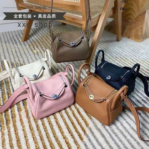 designer lindys bags h ermes the first layer of leather bag mini fashion doctor portable messenger shoulder light luxury womens have logo fr
designer lindys bags h ermes the first layer of leather bag mini fashion doctor portable messenger shoulder light luxury womens have logo fr
