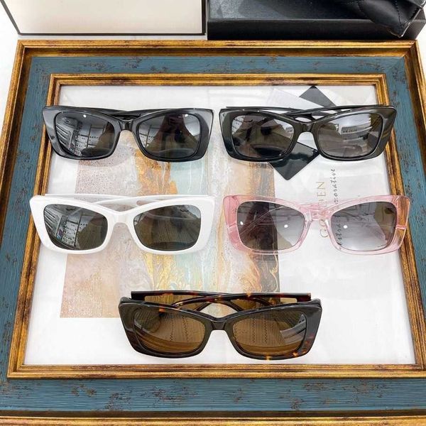 2023 luxury designer sunglasses new xiangjia cat eye 5430 women's fashion plate box beach sun protection sunglasses tide, White;black
2023 luxury designer sunglasses new xiangjia cat eye 5430 women's fashion plate box beach sun protection sunglasses tide, White;black