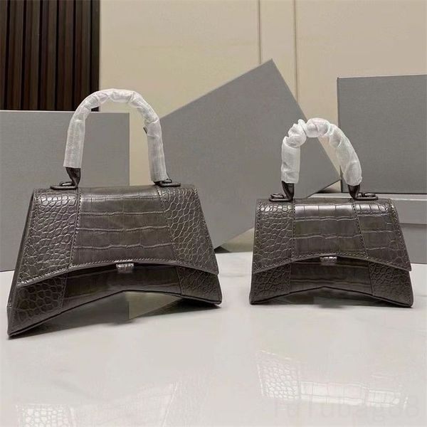 fashion beach bag hourglass sac luxe cool leather creative small size curved shape womens designer bag outdoor street shopping casual travel
fashion beach bag hourglass sac luxe cool leather creative small size curved shape womens designer bag outdoor street shopping casual travel