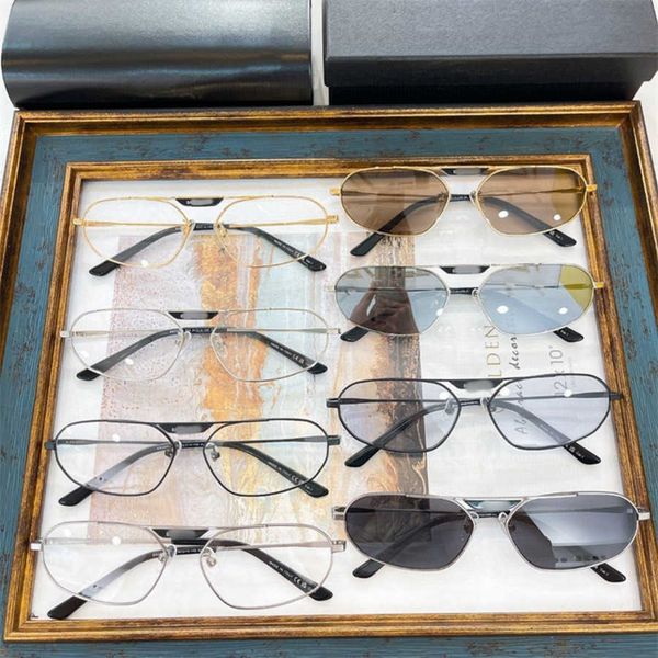 2023 luxury designer sunglasses new family b personalized cat eyes women's net red ins fashion sunglasses bb0245, White;black
2023 luxury designer sunglasses new family b personalized cat eyes women's net red ins fashion sunglasses bb0245, White;black