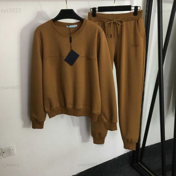 designer womens tracksuits girl autumn set size s-xl 2pcs minimal embroidered letter pullover and elastic waist casual pants july28, Gray
designer womens tracksuits girl autumn set size s-xl 2pcs minimal embroidered letter pullover and elastic waist casual pants july28, Gray