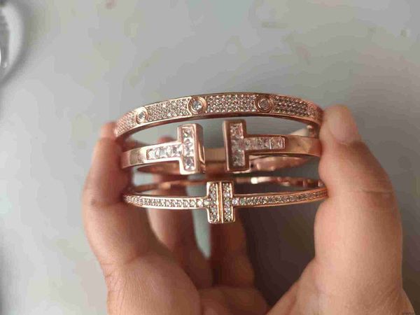 18k gold plated two t diamond bracelet designer bracelets mens bangle jewelry for men women silver jewelry party wedding gifts girls sale co, Black
18k gold plated two t diamond bracelet designer bracelets mens bangle jewelry for men women silver jewelry party wedding gifts girls sale co, Black